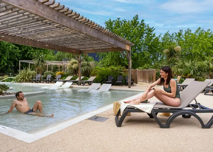 Кемпинг Libellule 6p 3bdrms Aircon Мийо